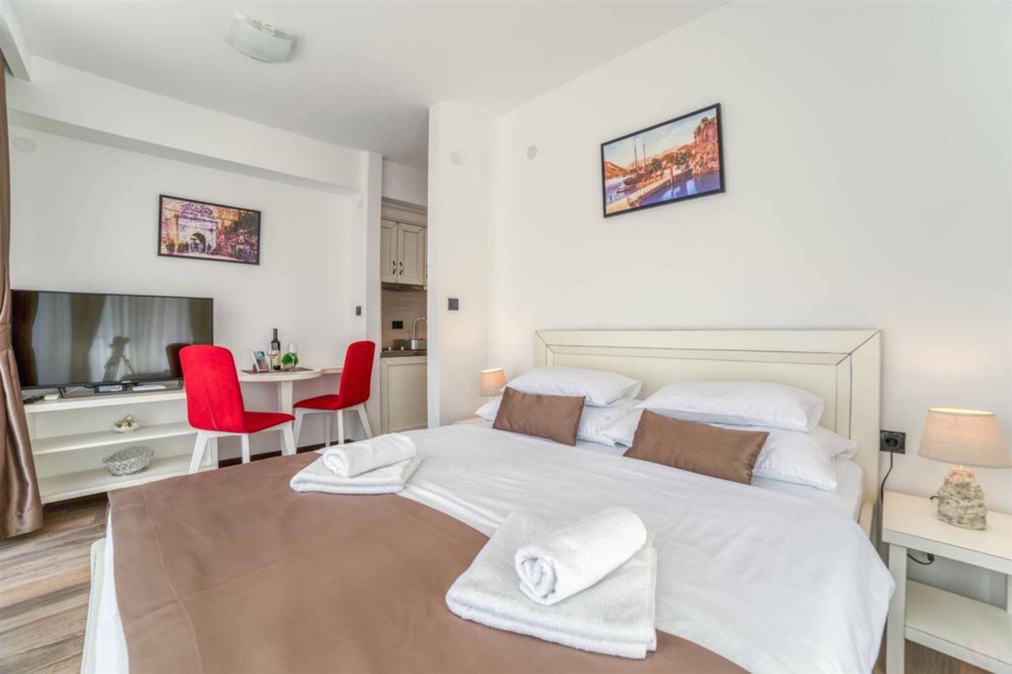 Casa Nuova Apartment Kotor Bagian luar foto